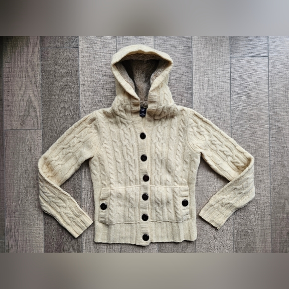 GAP Cable Knit Sweater - Picture 1 of 7